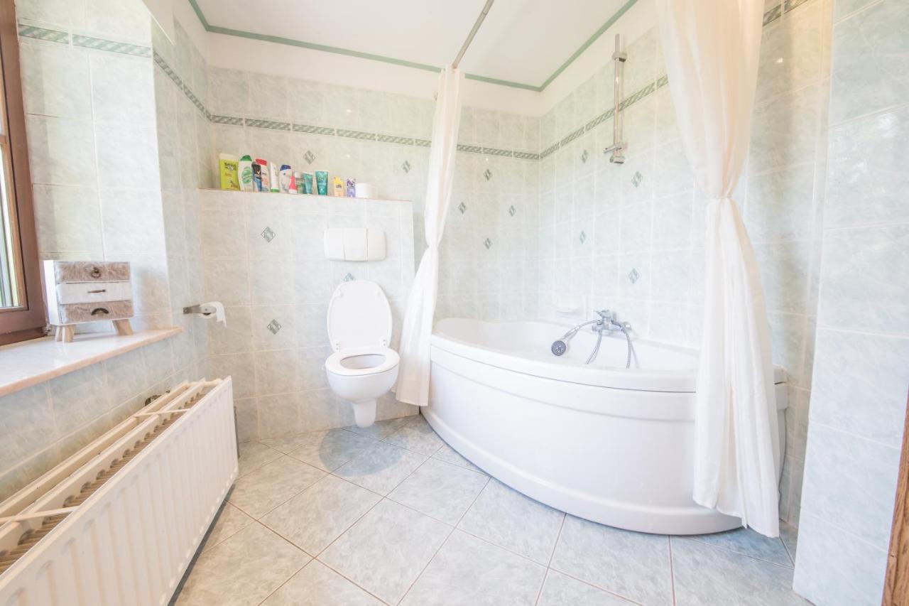 Le Longueville Durbuy Zewnętrze zdjęcie